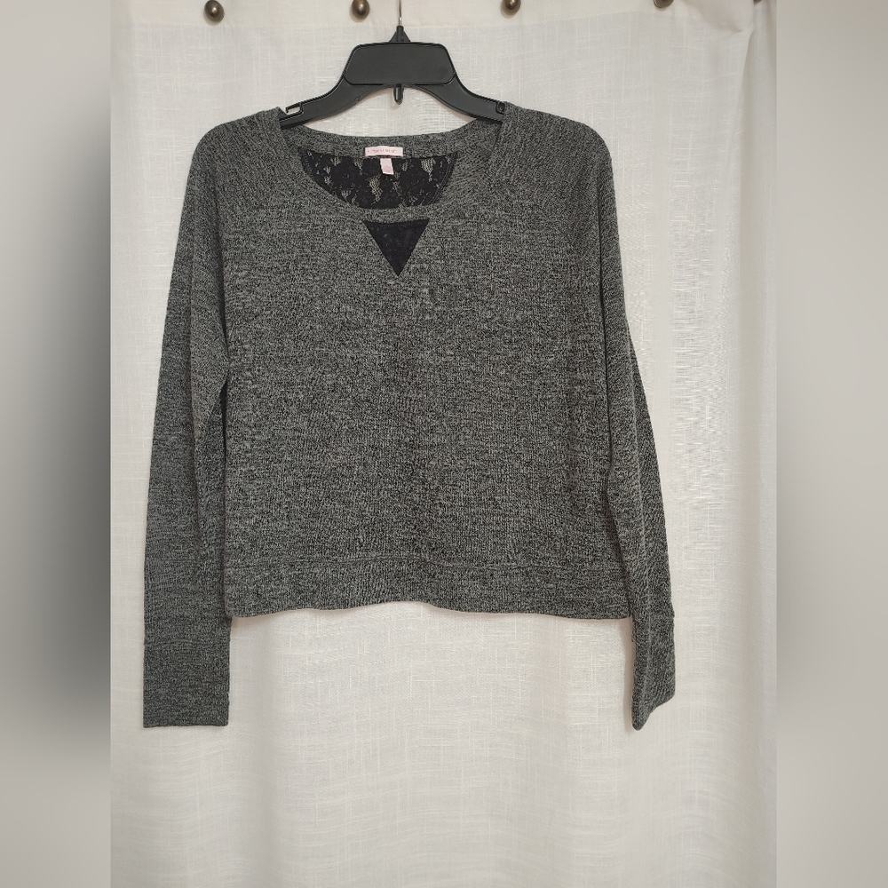 Victoria's Secret Long Sleeve Gray/Black Pull Over Top-Size: Small
